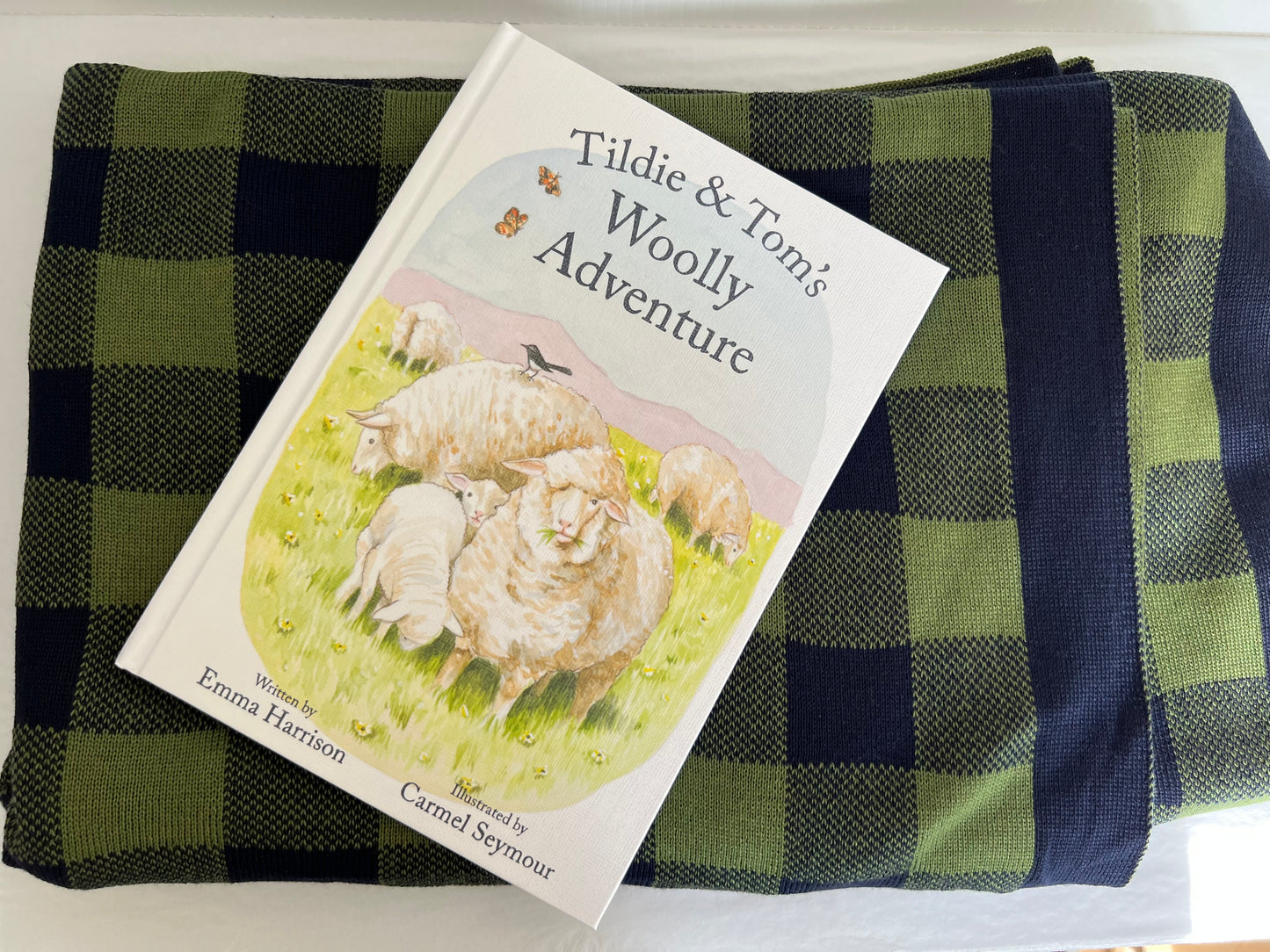 Book and Wrap bundle